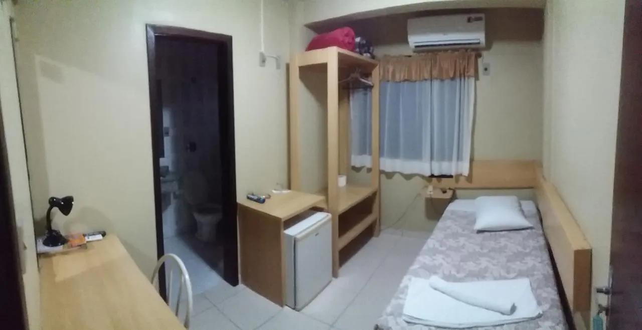 Hotel Da Vila Жоинвили