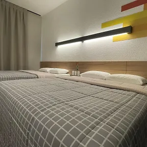 Hotel 10
